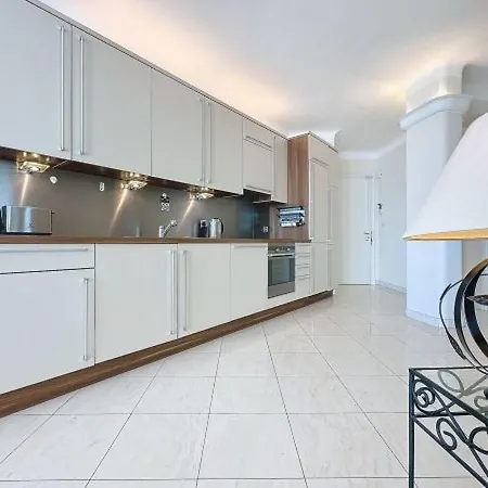 Croisette Martinez 1 Bedroom 241 By Interhome